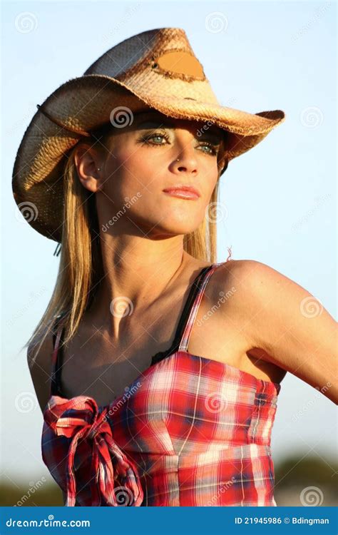 cowgirl pics|Cowgirl Photos, Download The BEST Free Cowgirl。